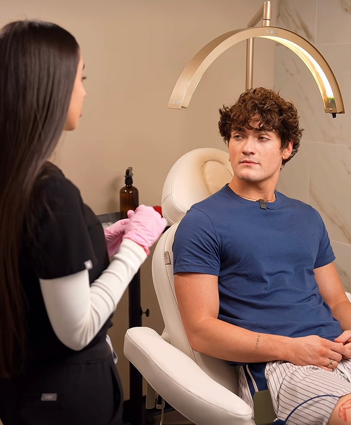 Consultation for cosmetic treatment in a clinic.